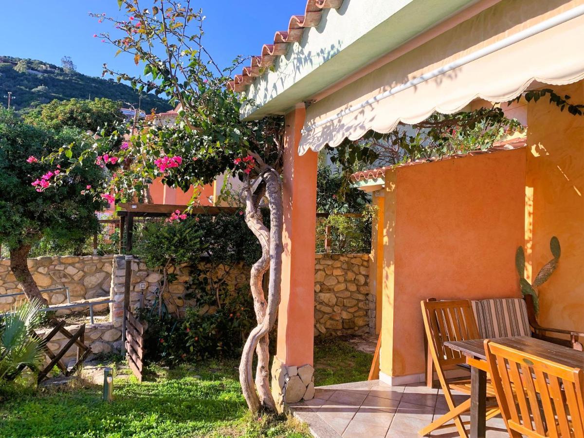 La Vela Summer House - Free Wifi - 700Mt From The Beach Costa Rei Exterior photo