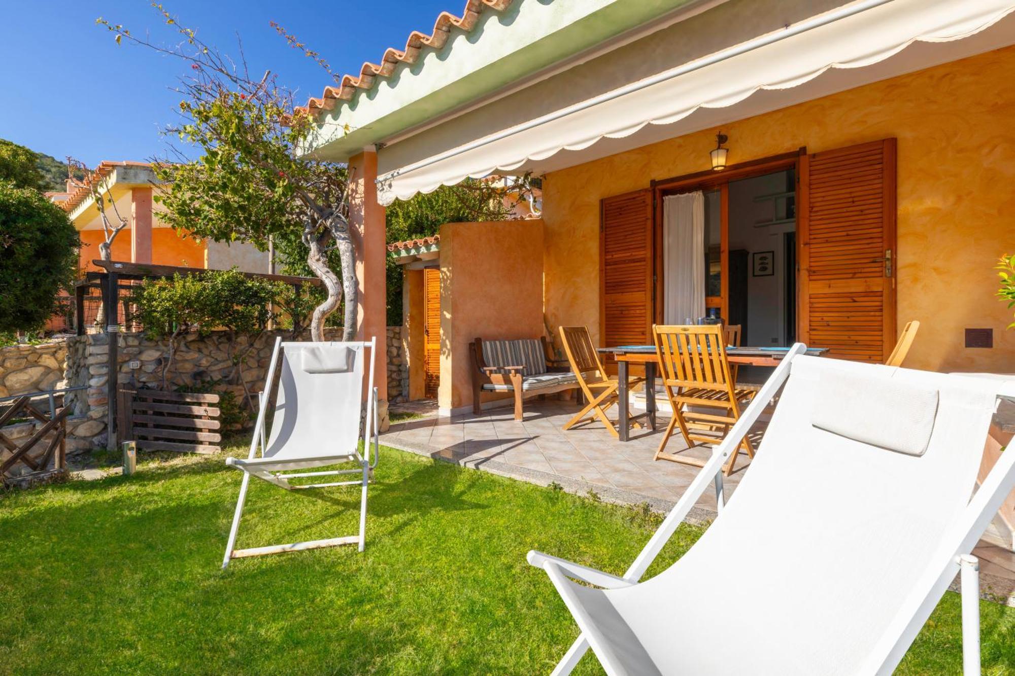 La Vela Summer House - Free Wifi - 700Mt From The Beach Costa Rei Exterior photo